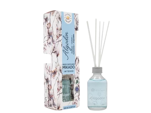 Дифузер с ратанови пръчици Джинджифил и Ванилия Ginger Vanilla 100 мл. - La Casa de los Aromas Дифузер с ратанови пръчици Джинджифил и Ванилия Ginger Vanilla 100 мл. - La Casa de los Aromas